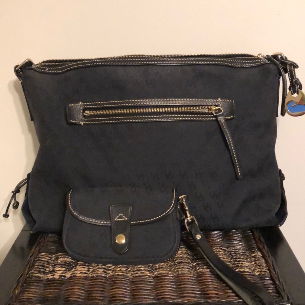 Dooney & Bourke Black Signature Large Purse